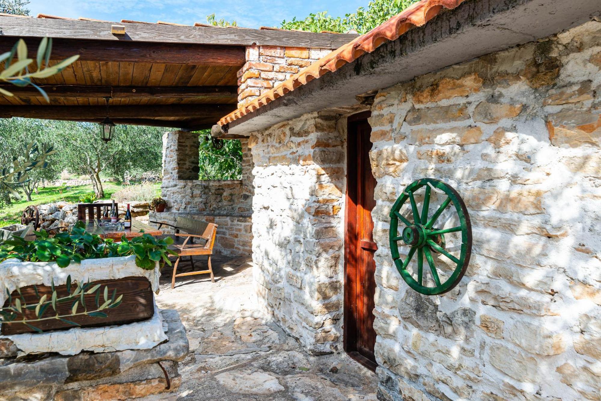Dalmatian Country House Irena Bruska Экстерьер фото